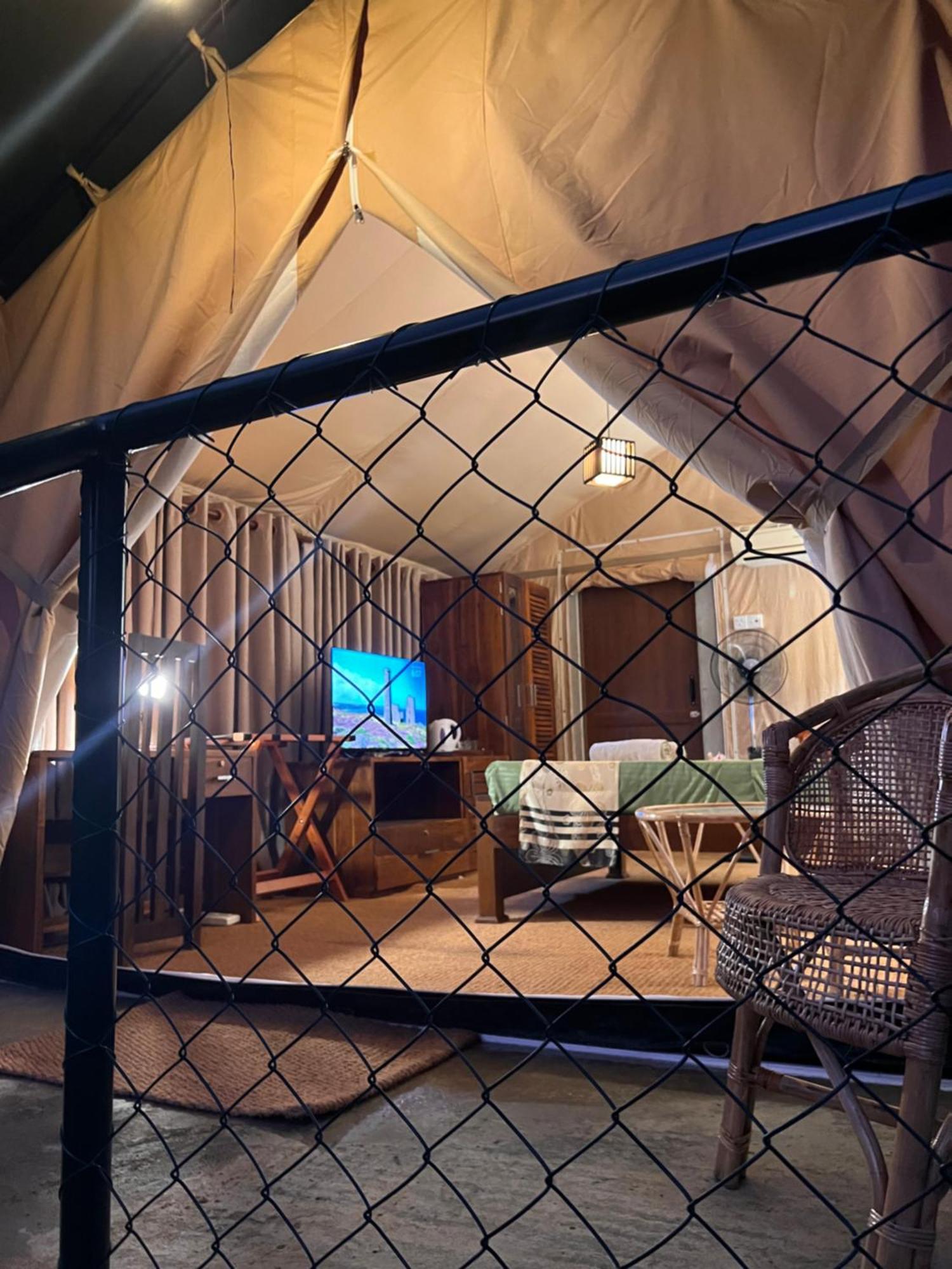 At One - Glamping Hotel Rekawa Exterior photo