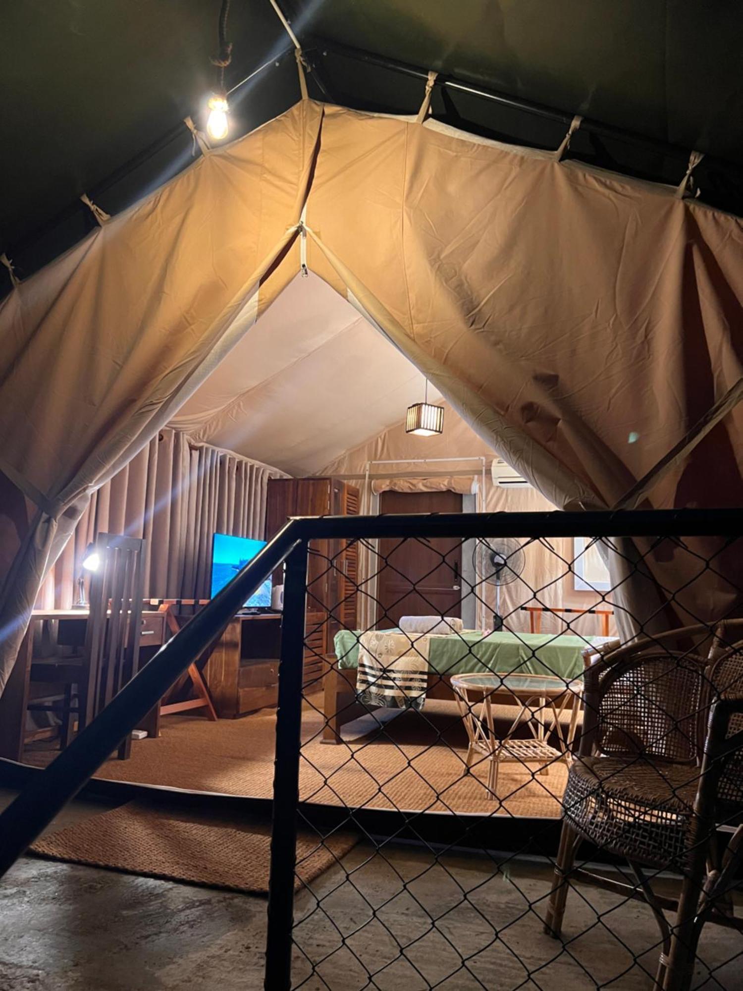 At One - Glamping Hotel Rekawa Exterior photo